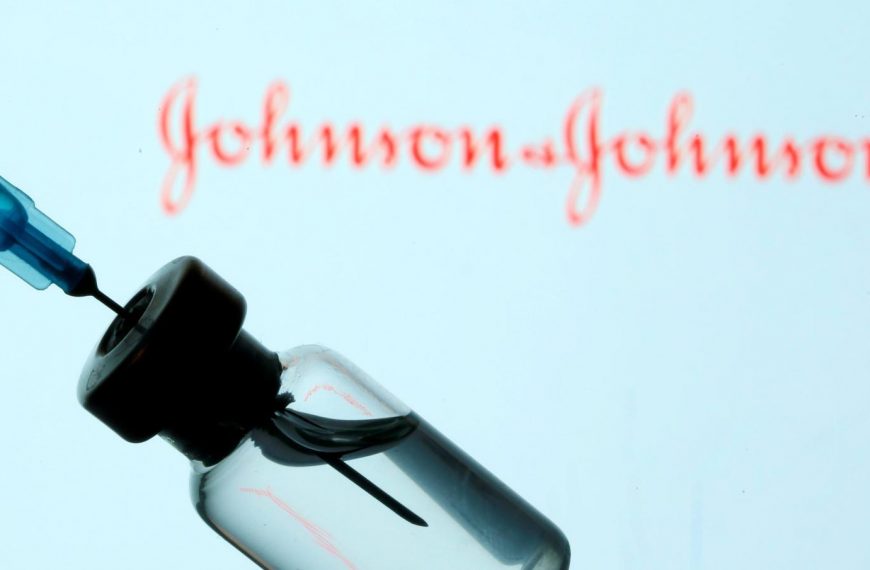 Еврокомиссия одобрила использование однократной вакцины Johnson & Johnson против COVID-19