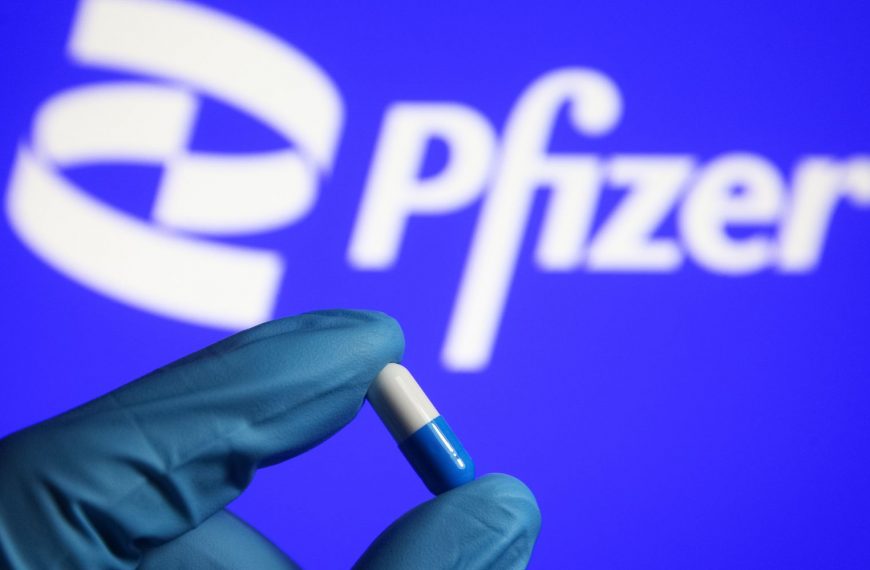 Pfizer бесплатно поделится лицензией на экспериментальные таблетки от COVID-19
